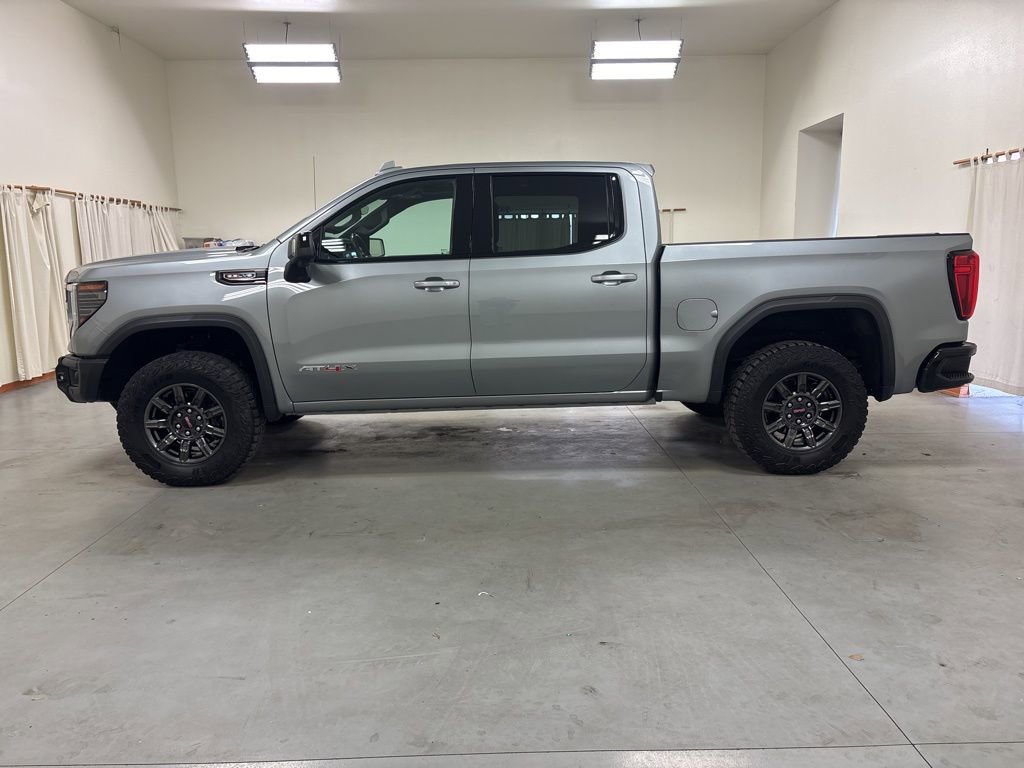 Used 2024 GMC Sierra 1500 AT4X image 5