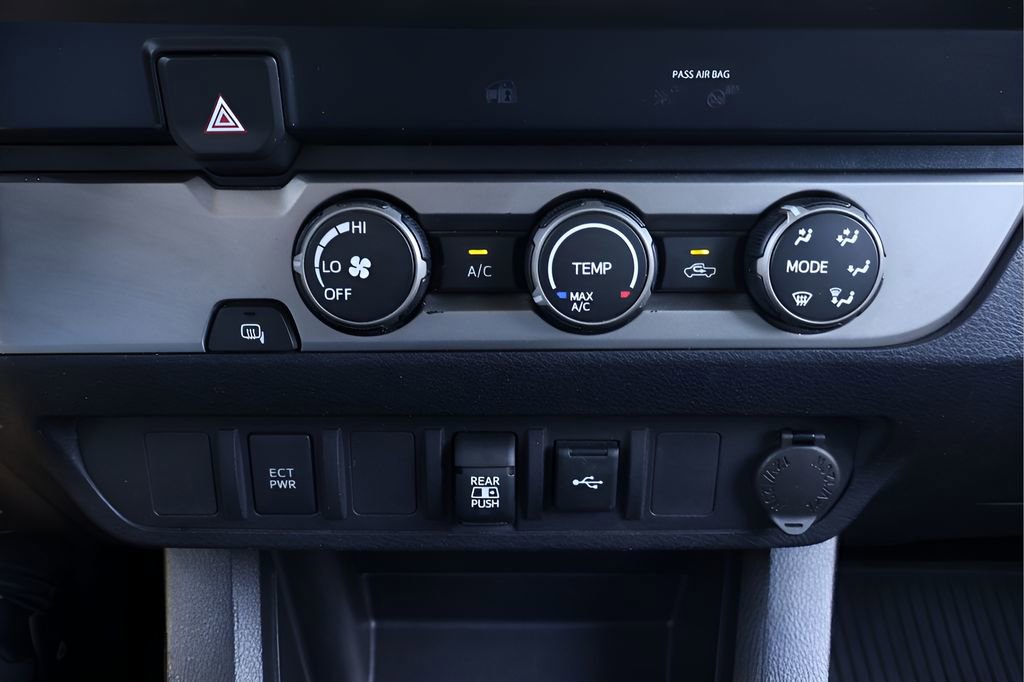 Used 2020 Toyota Tacoma SR5 RWD image 24