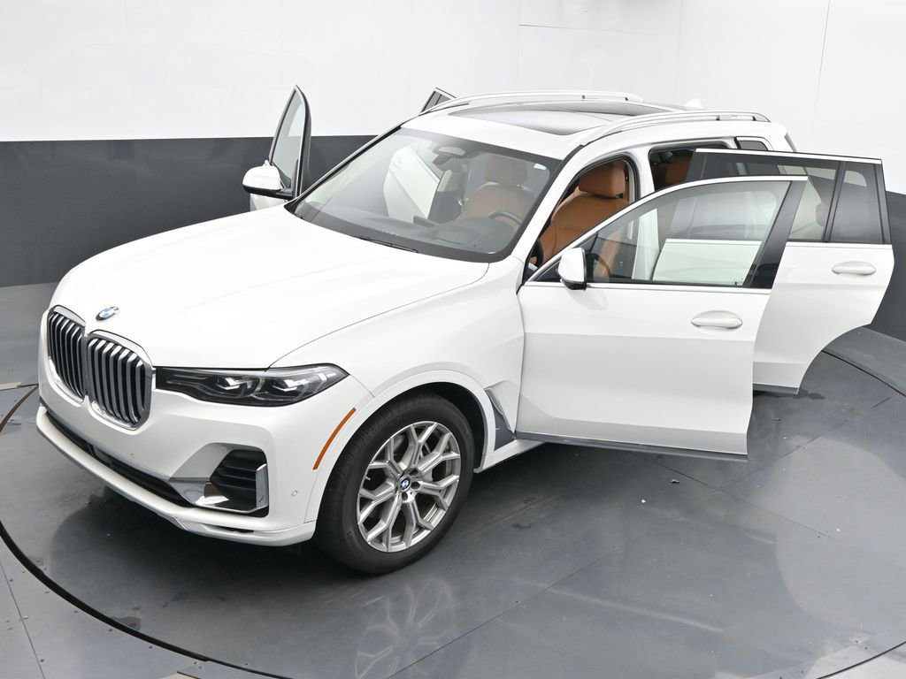 Used 2022 BMW X7 xDrive40i w/ Executive Package AWD/4WD image 55