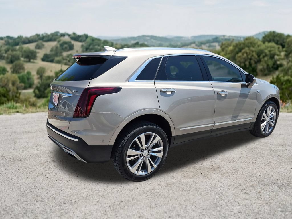 Used 2023 Cadillac XT5 Premium Luxury w/ Technology Package AWD/4WD image 9