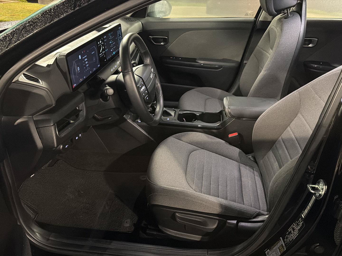 Used 2025 Kia K4 EX FWD image 10