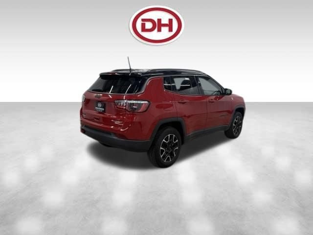 Used 2020 Jeep Compass Trailhawk AWD/4WD image 13
