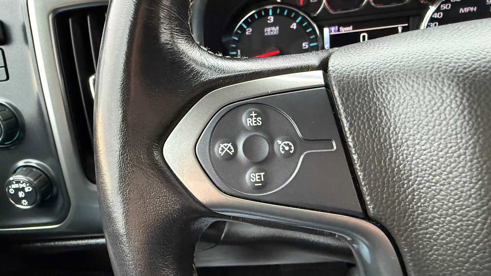 Used 2018 Chevrolet Silverado 1500 LT w/ All Star Edition image 15