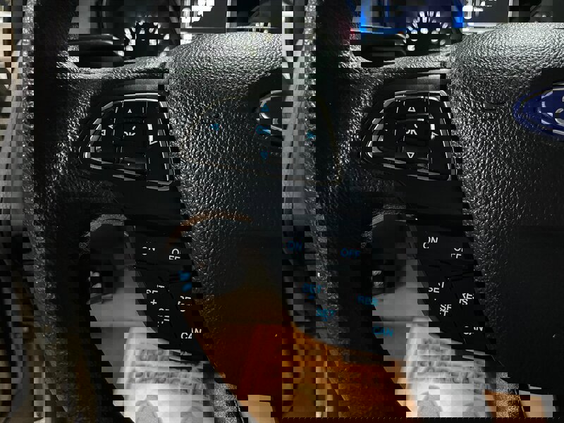 Used 2018 Ford Focus SE image 9