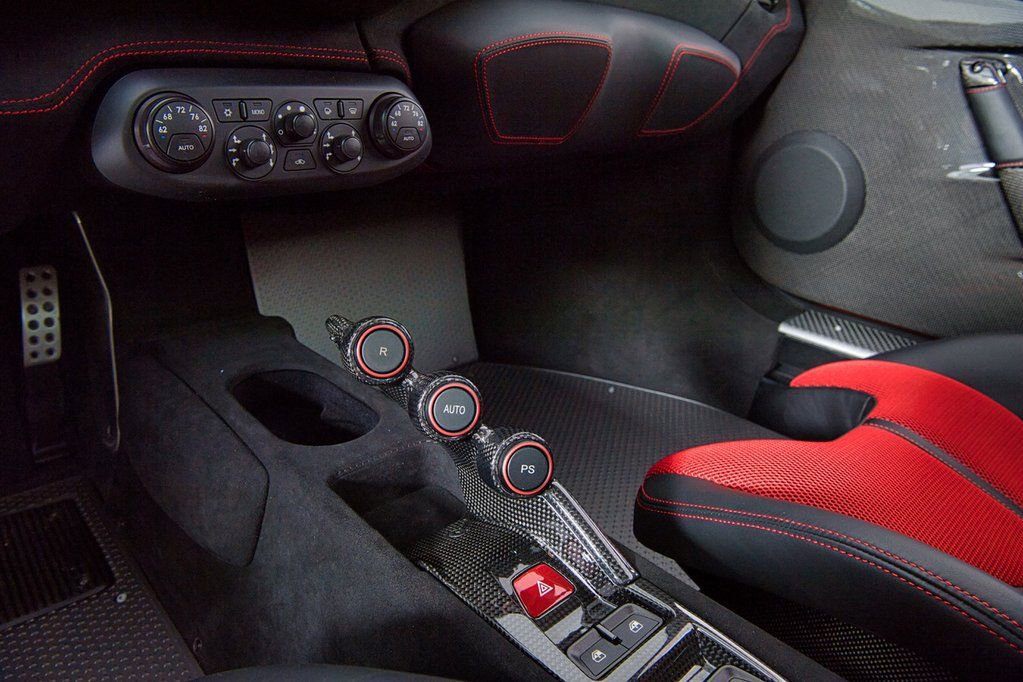 Used 2015 Ferrari 458 Speciale A image 16