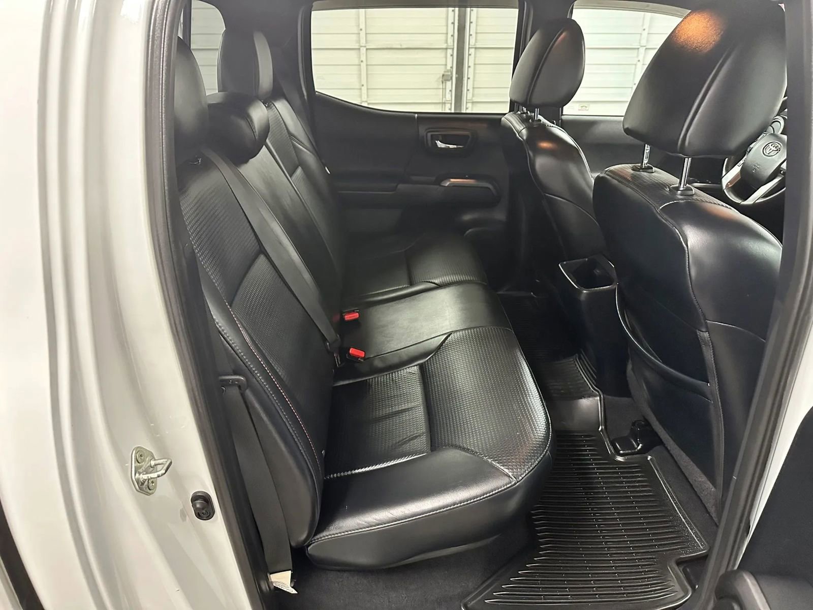 Used 2017 Toyota Tacoma TRD Pro AWD/4WD image 32