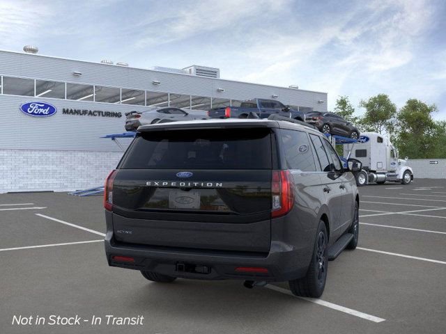 New 2025 Ford Expedition Active image 8