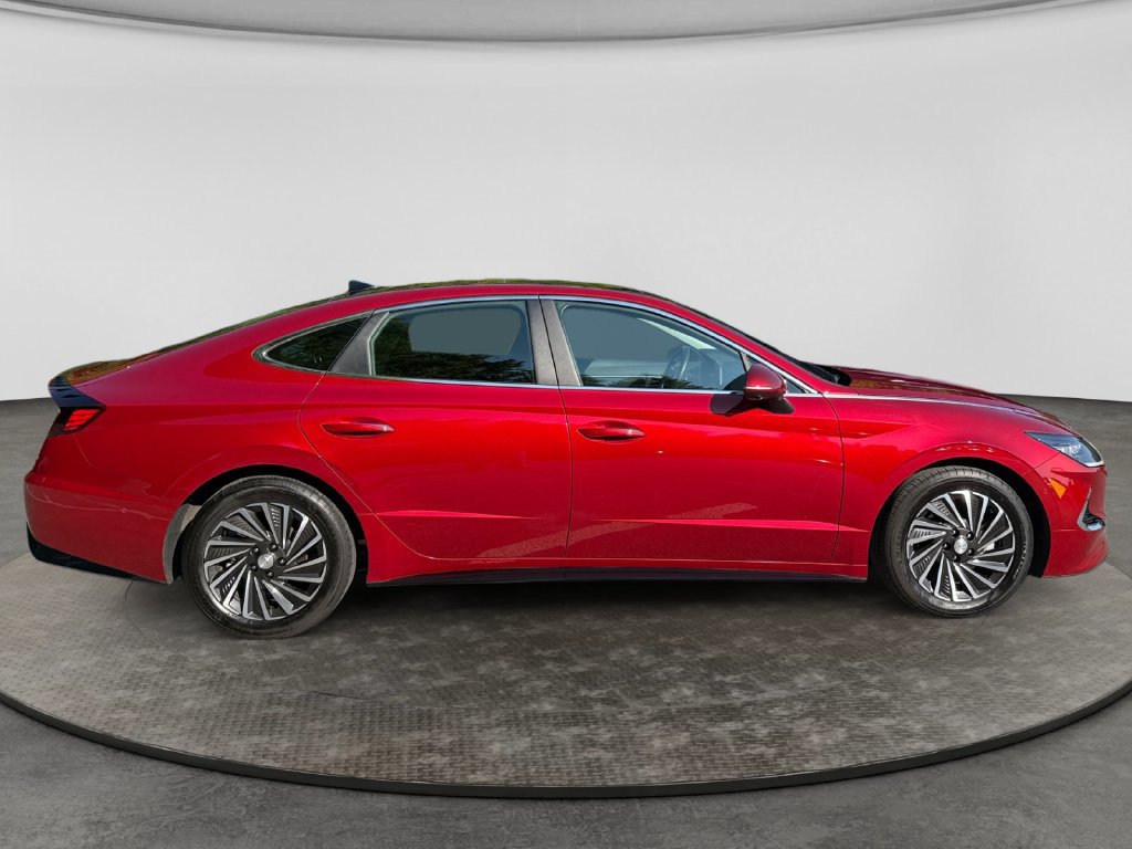 Used 2023 Hyundai Sonata Limited FWD image 7
