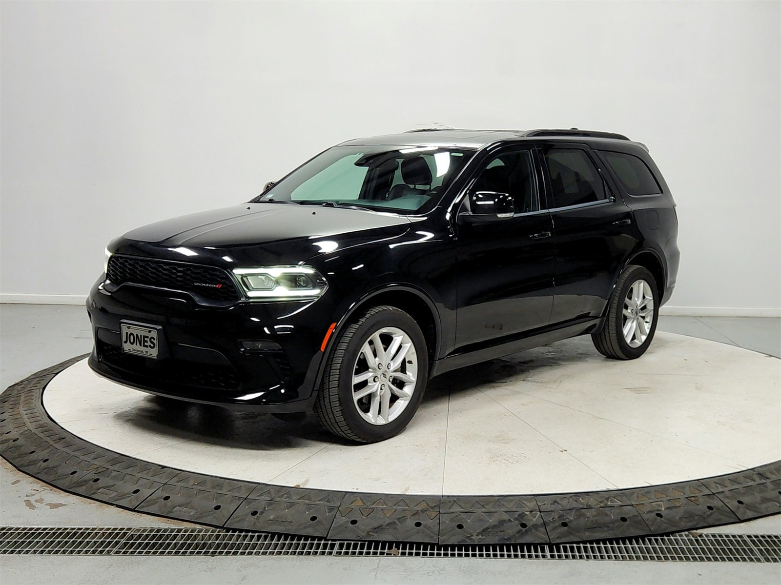 Used 2023 Dodge Durango GT image 3