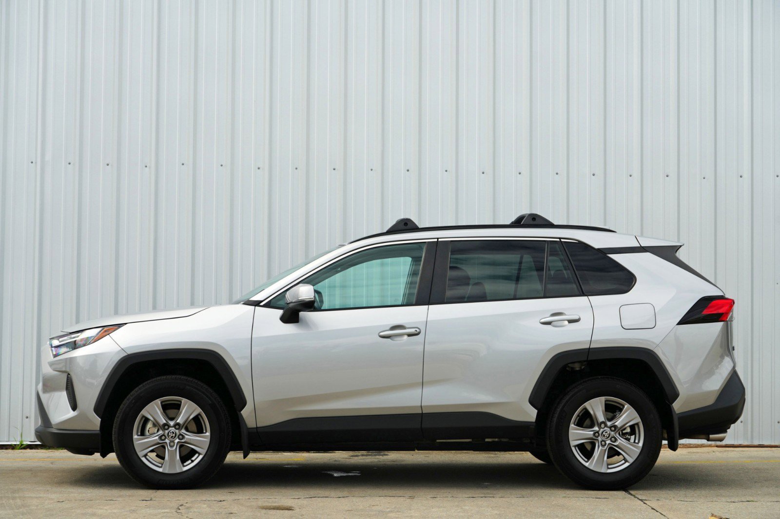 Used 2024 Toyota RAV4 XLE image 7