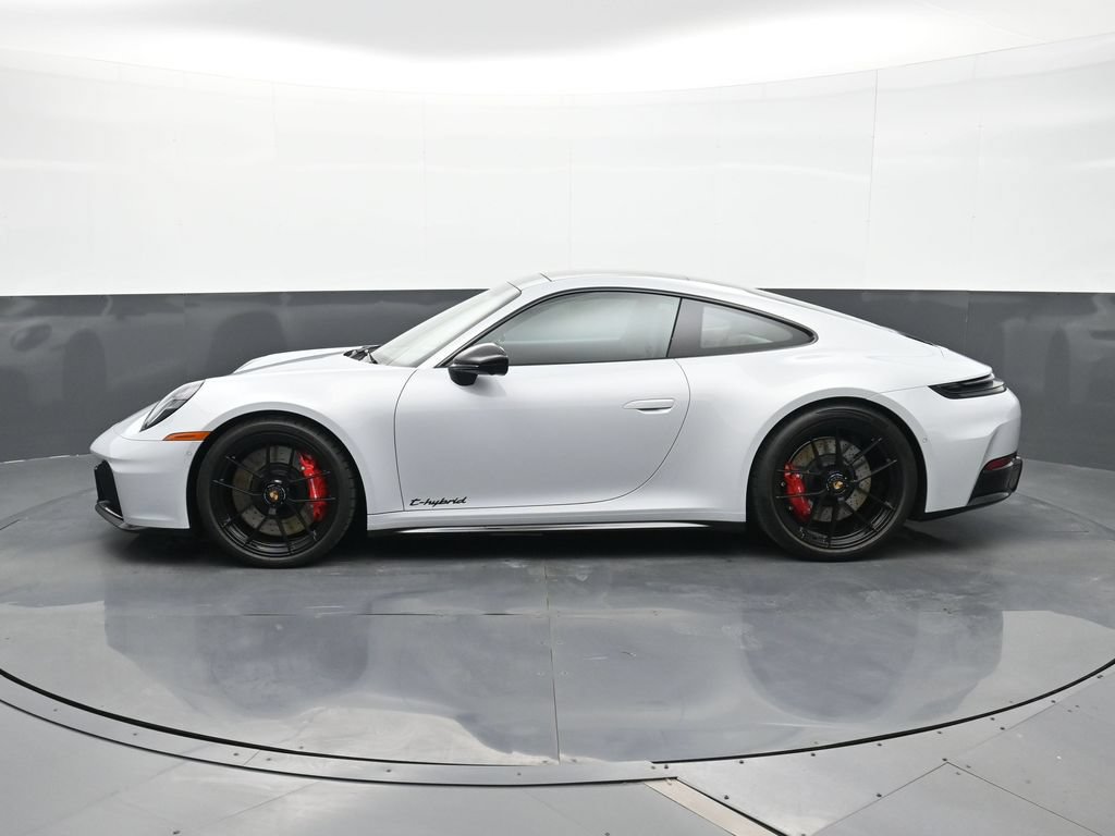 Certified 2026 Porsche 911 Carrera 4 GTS AWD/4WD image 2