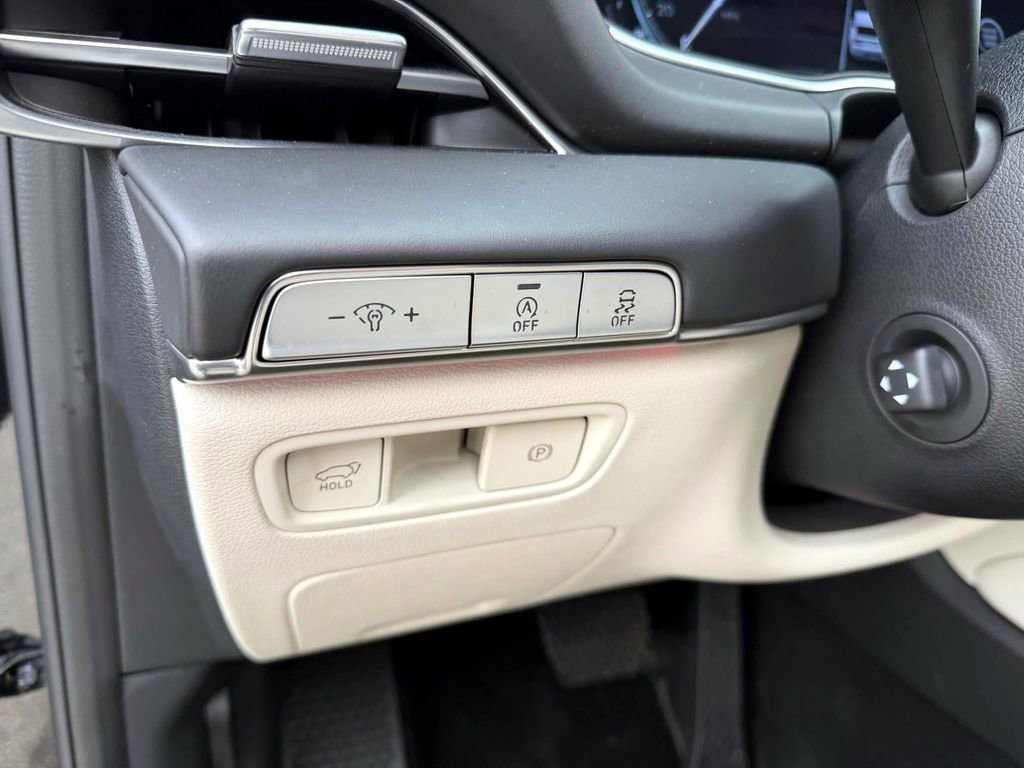 Used 2023 Genesis GV80 2.5T w/ Prestige 20" Package image 19