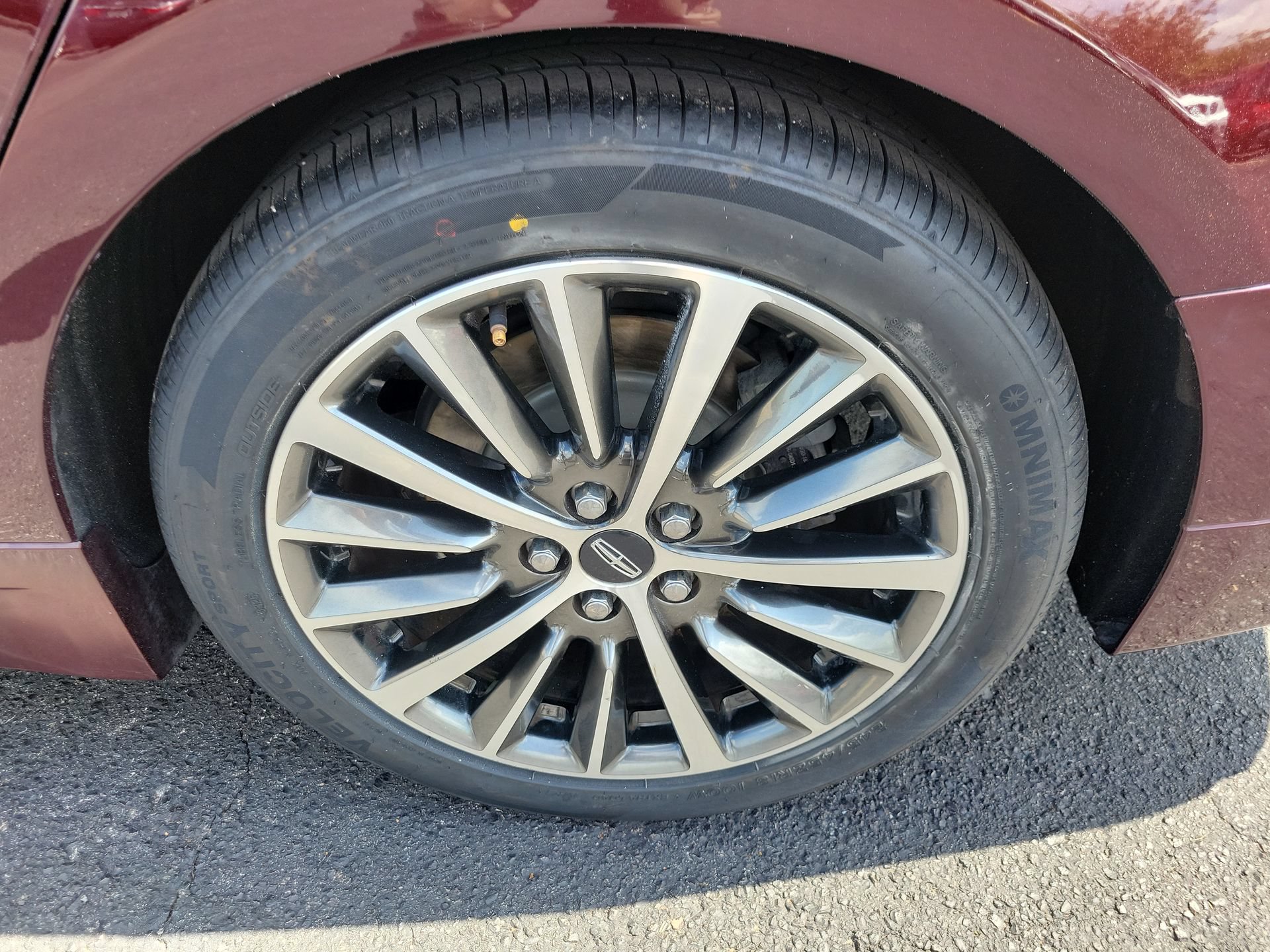 Used 2018 Lincoln MKZ Premiere FWD image 35