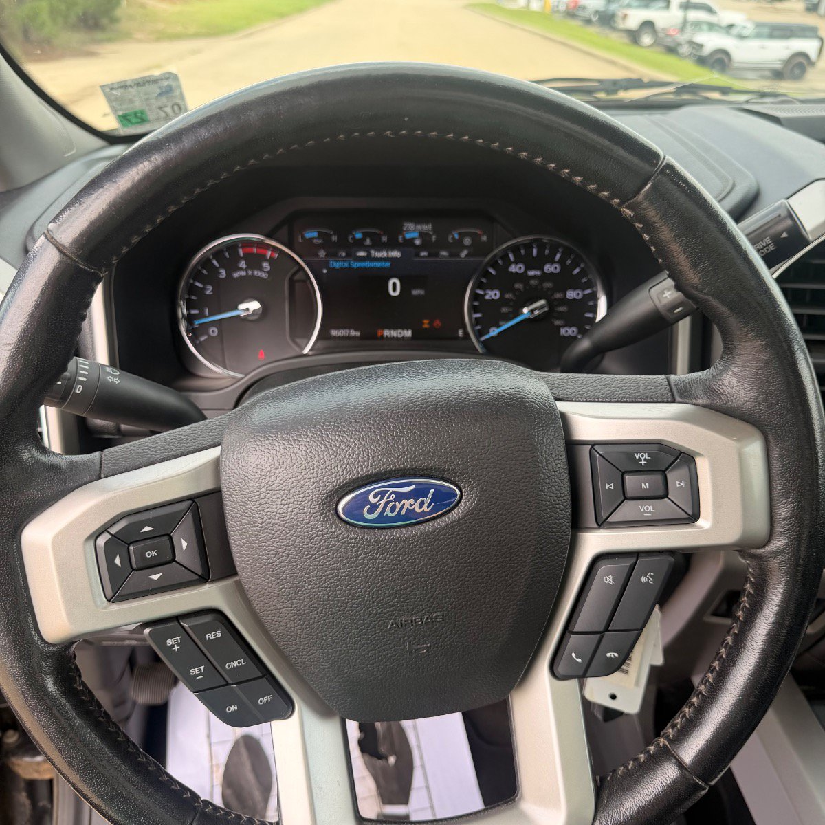 Used 2021 Ford F250 Lariat w/ Chrome Package AWD/4WD image 12