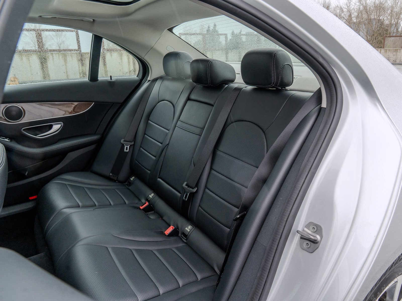 Used 2017 Mercedes-Benz C 300 4MATIC Sedan image 21