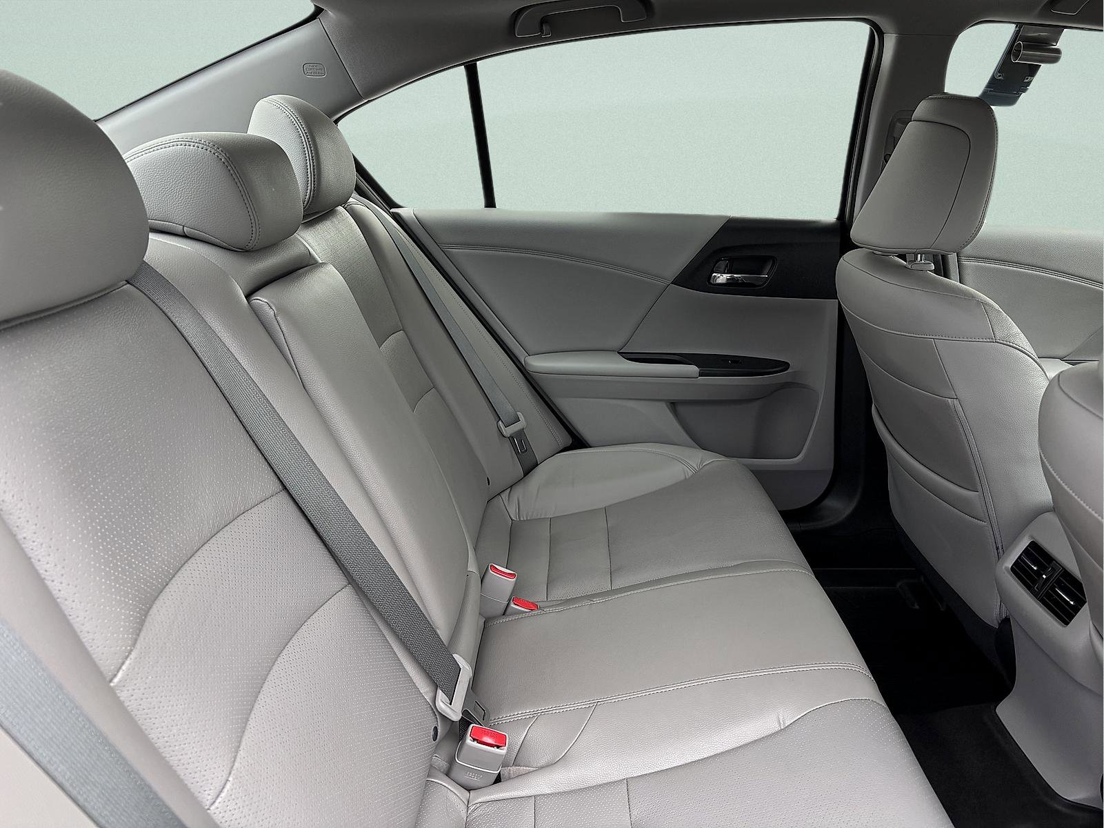 Certified 2017 Honda Accord EX-L image 29