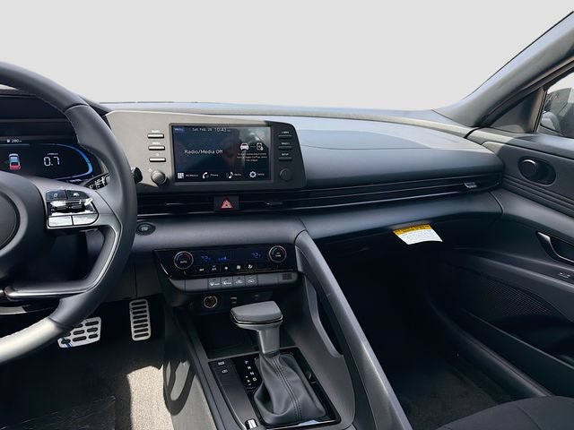 Certified 2026 Hyundai Elantra Sport FWD image 22