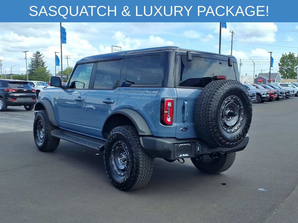 Used 2025 Ford Bronco Outer Banks w/ Sasquatch Package AWD/4WD image 9