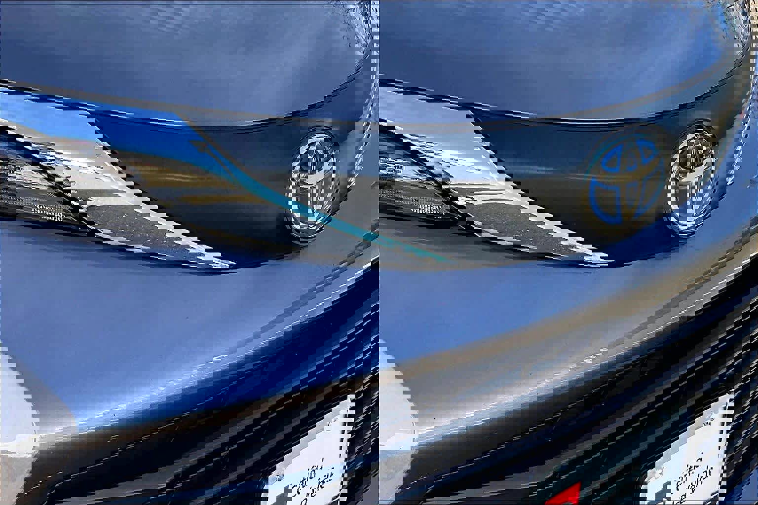 Certified 2024 Toyota Sienna LE image 29