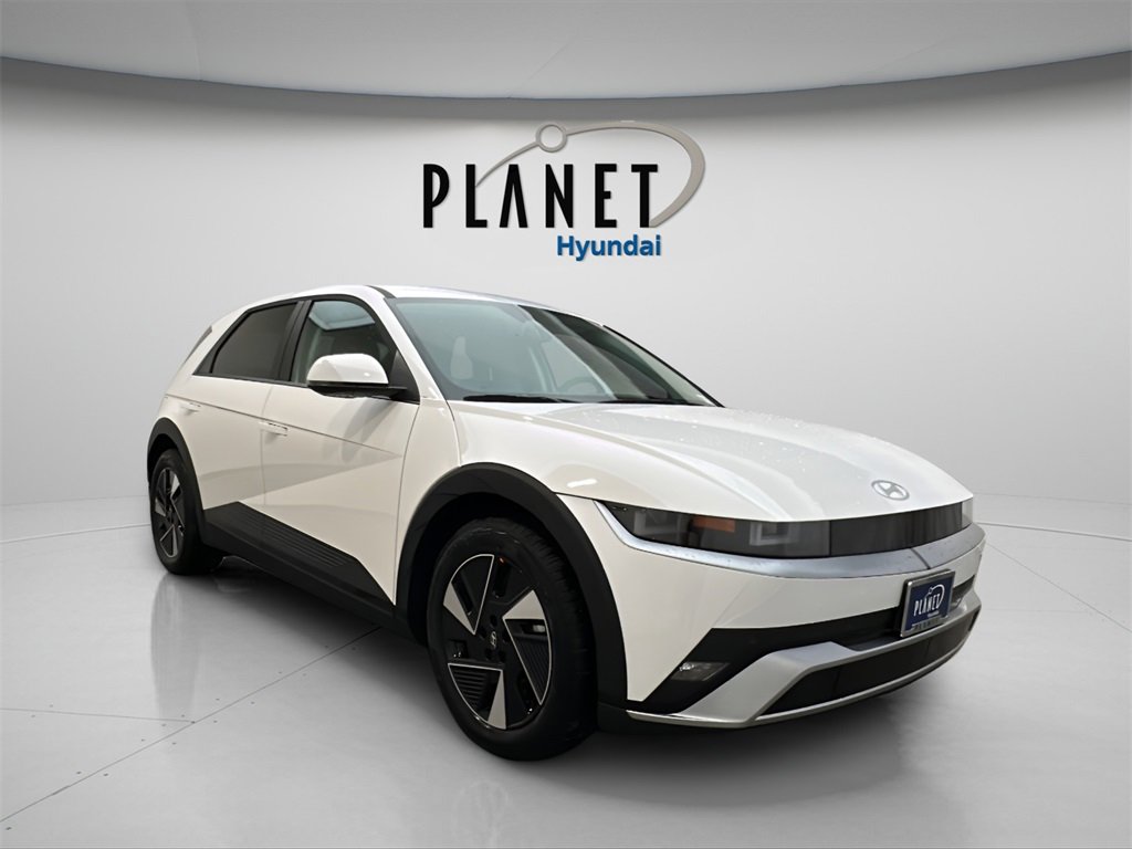 New 2026 Hyundai Ioniq 5 SE