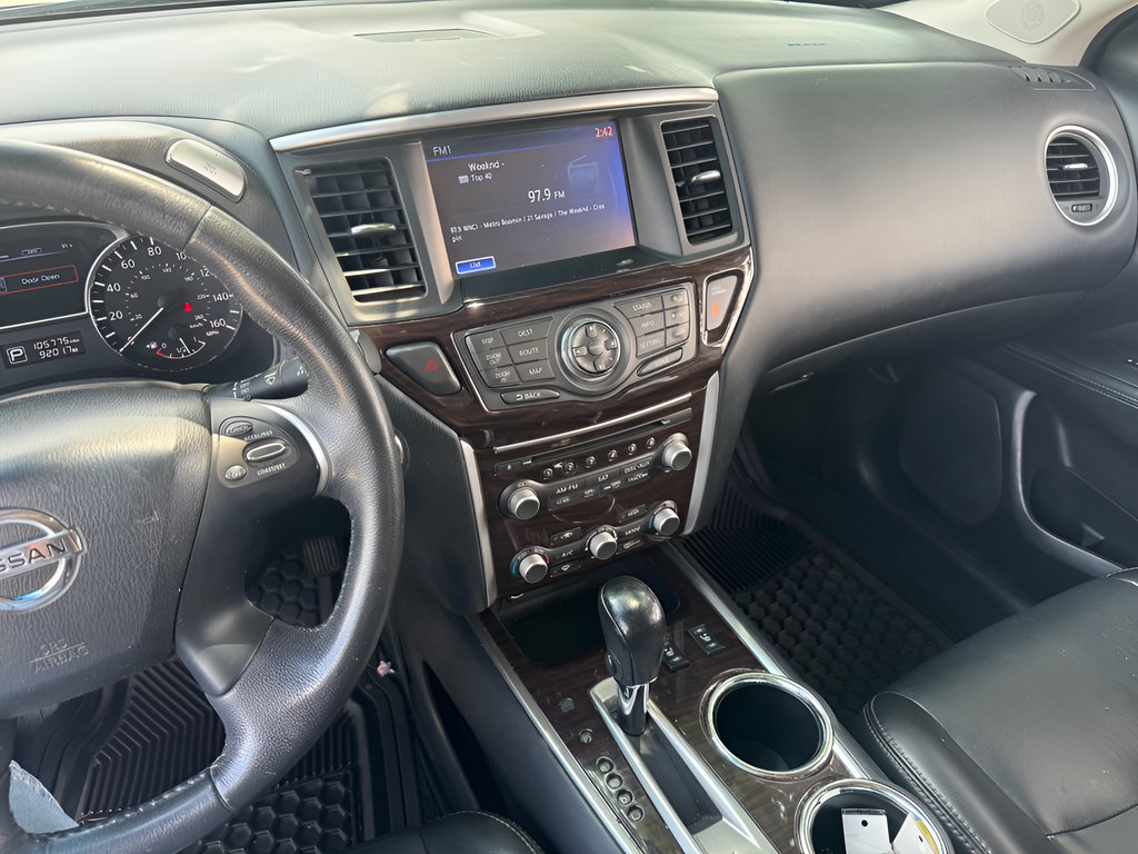 Used 2014 Nissan Pathfinder SL w/ SL Tech Package AWD/4WD image 22