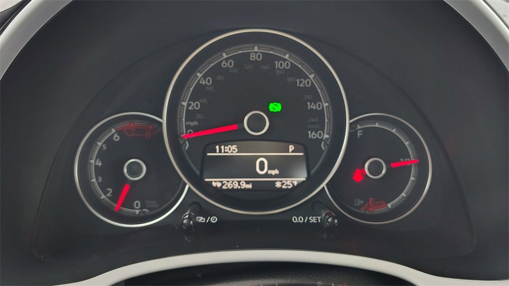 Used 2017 Volkswagen Beetle 1.8T SE image 9