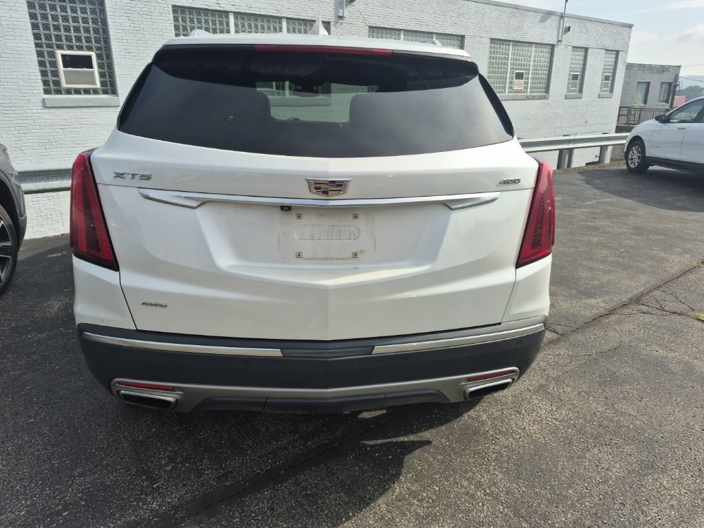 Used 2022 Cadillac XT5 Premium Luxury w/ LPO, Floor Liner Package AWD/4WD image 6