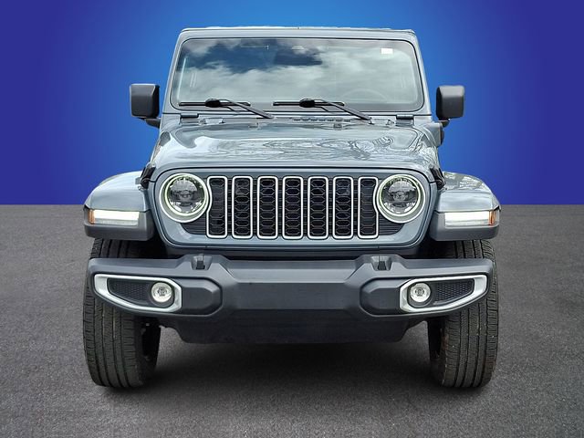 Used 2025 Jeep Wrangler Unlimited Sahara w/ Safety Group image 2