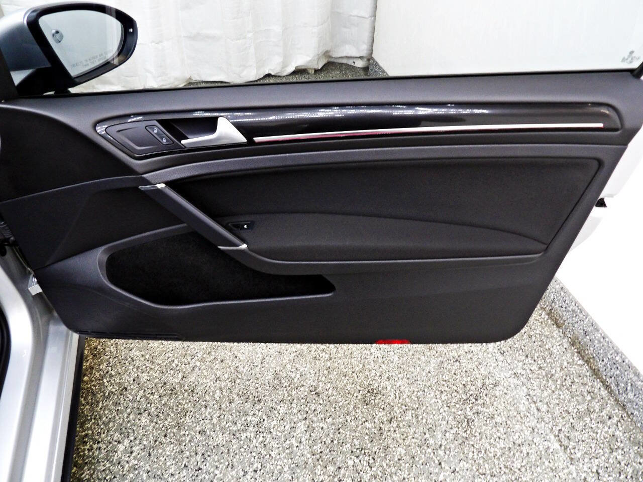 Used 2016 Volkswagen GTI S w/ Lighting Package (SEL) FWD image 10
