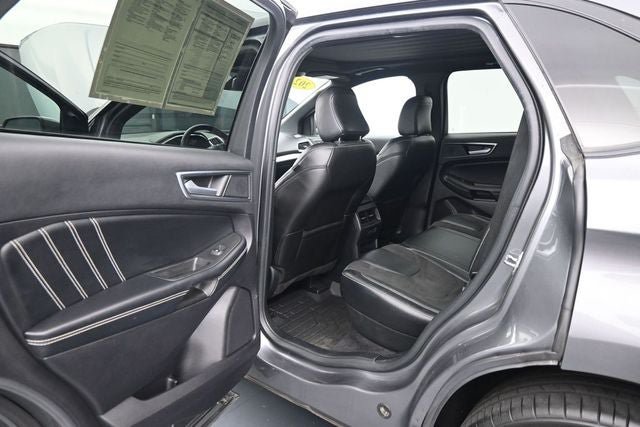 Used 2021 Ford Edge ST w/ Equipment Group 401A AWD/4WD image 17