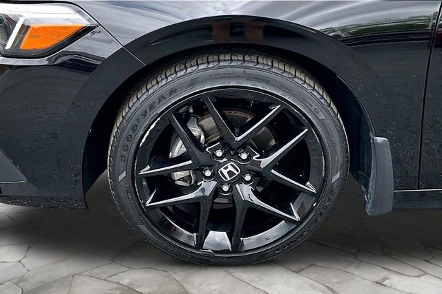 Used 2023 Honda Civic Sport image 8