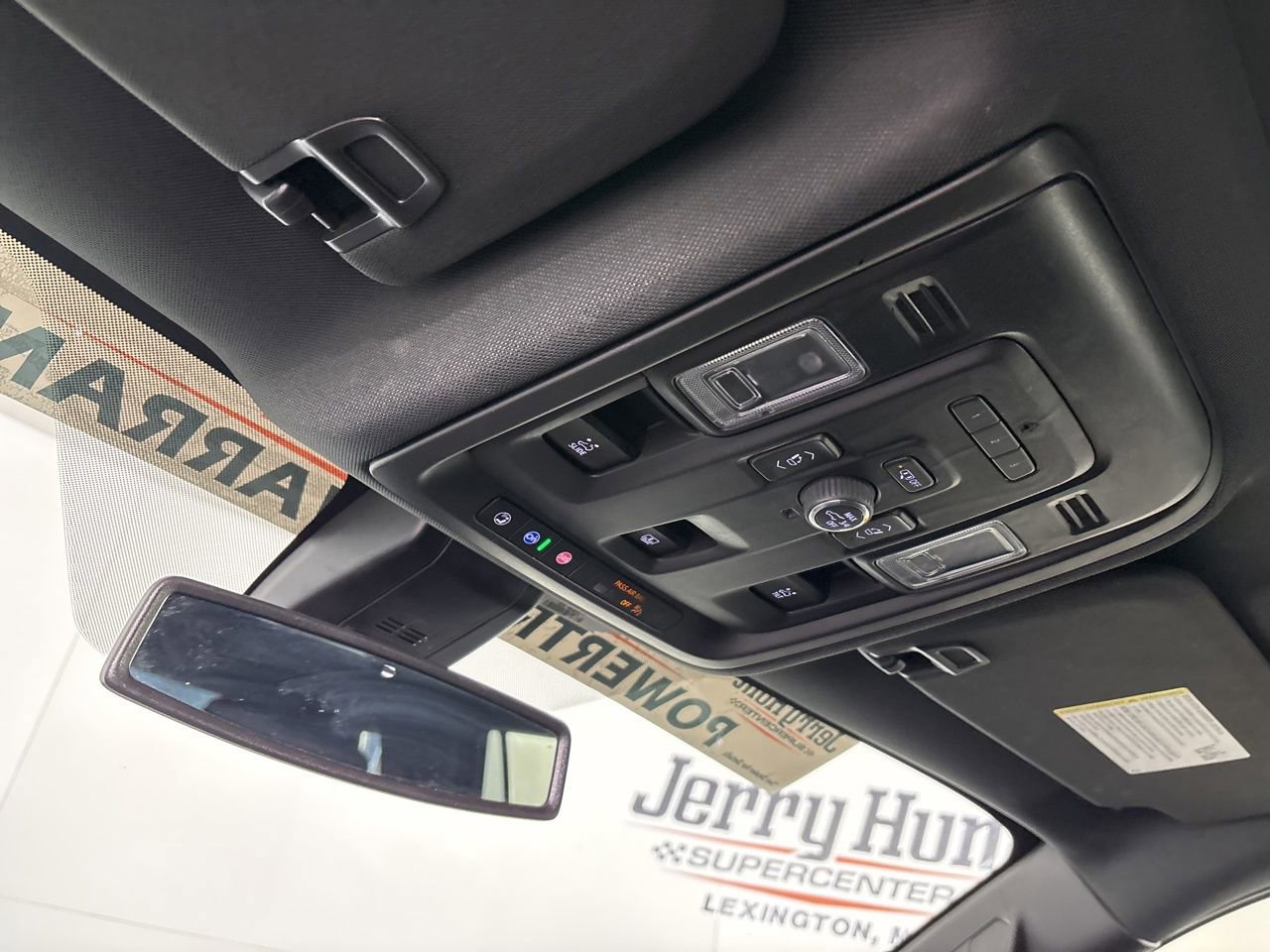 Used 2021 Chevrolet Tahoe Z71 w/ Z71 Off-Road Package image 21