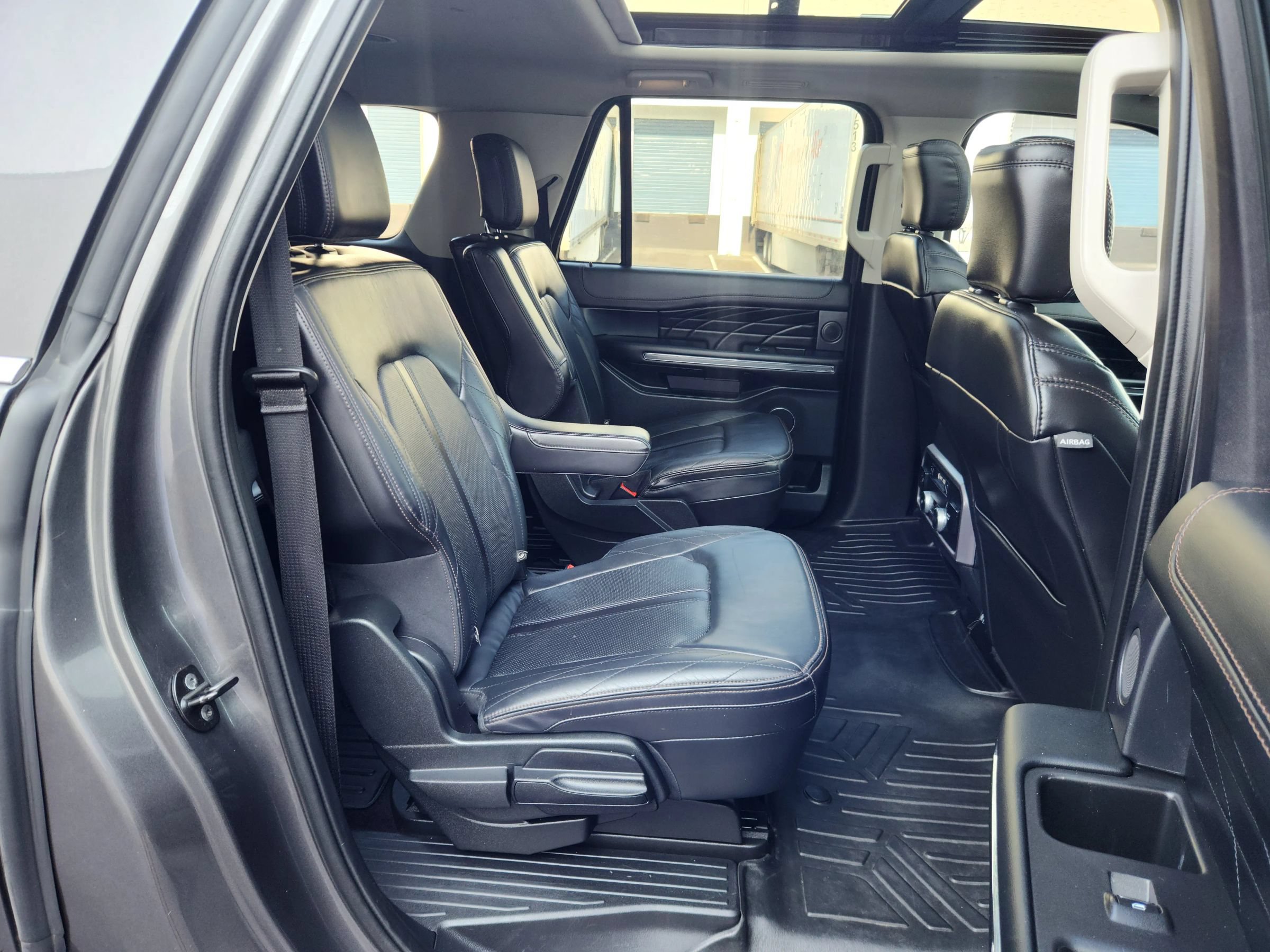 Used 2021 Ford Expedition Max Platinum AWD/4WD image 22