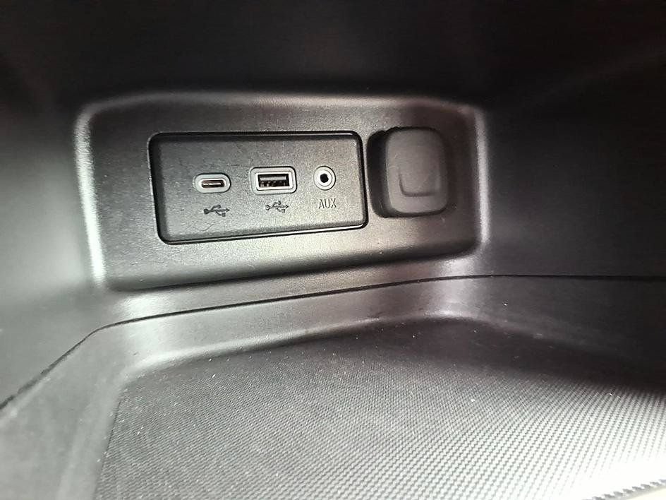 Used 2020 Chevrolet Equinox LT AWD/4WD image 30
