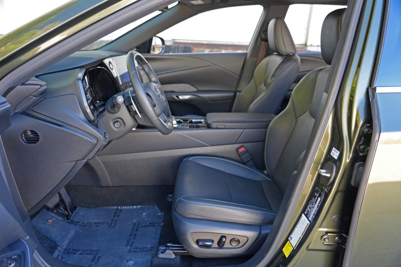 Used 2023 Lexus RX 350 Premium Plus w/ Accessory Package (Z1) FWD image 17