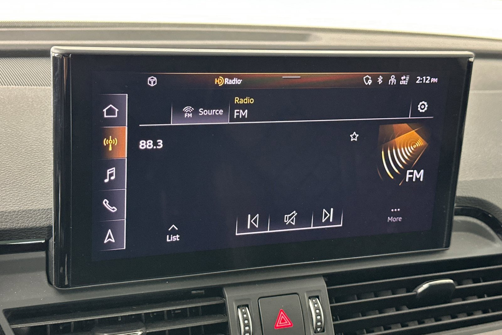 Used 2023 Audi SQ5 Premium Plus w/ Premium Plus Package image 17