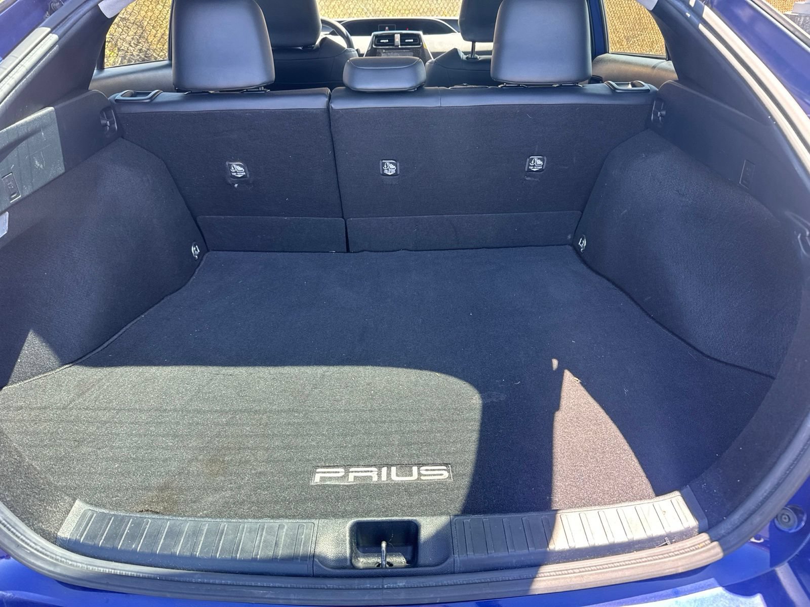 Used 2016 Toyota Prius Three Touring FWD image 19
