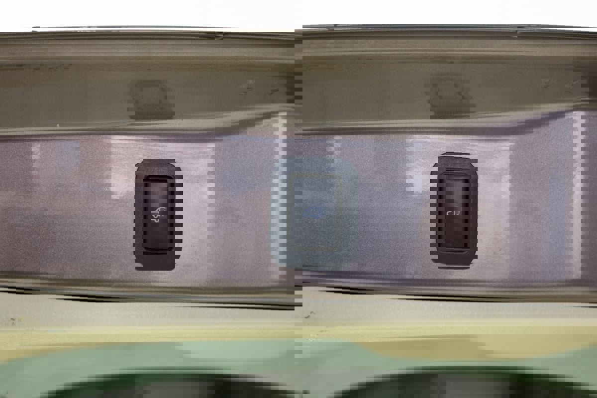 Used 2017 Toyota Highlander Plus image 44