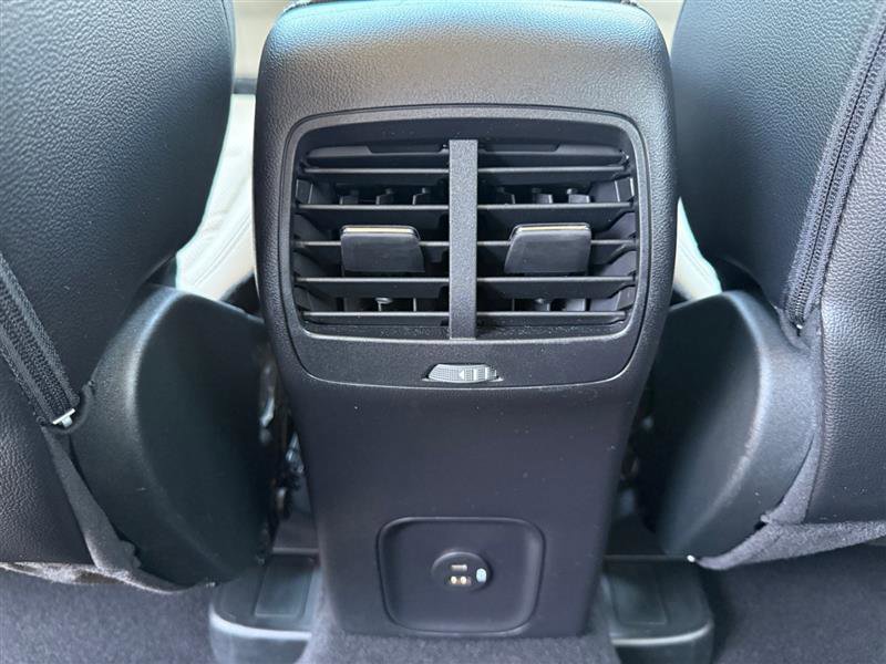 Used 2022 Ford Escape SEL w/ Technology Package image 25