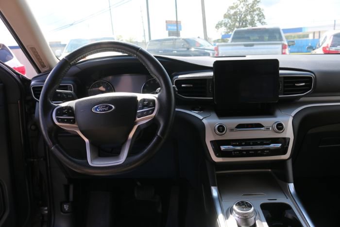 Used 2021 Ford Explorer XLT w/ Equipment Group 202A image 21