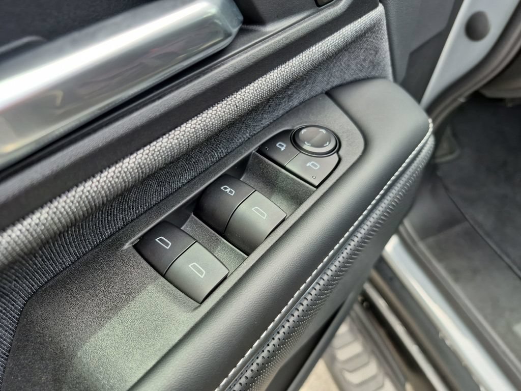 New 2026 GMC Sierra EV Elevation w/ LPO, Elevation Dark Package AWD/4WD image 19