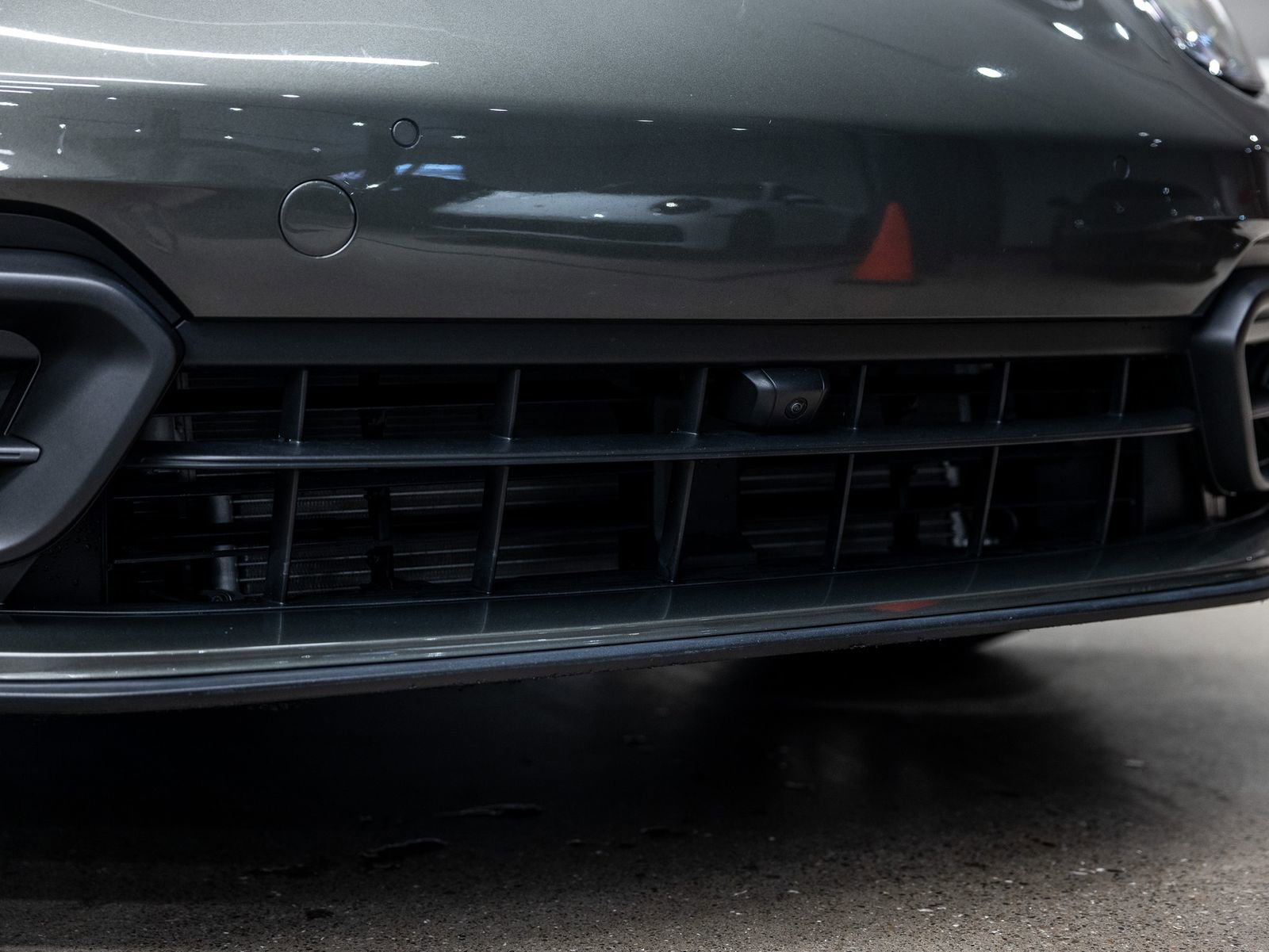 Certified 2023 Porsche Panamera Platinum Edition image 14