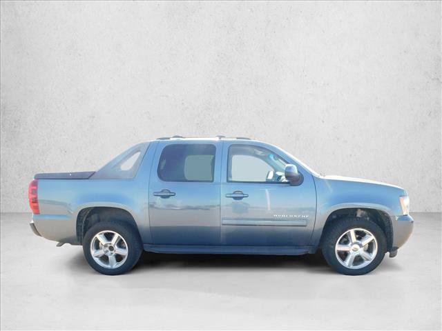 Used 2012 Chevrolet Avalanche LS AWD/4WD image 7