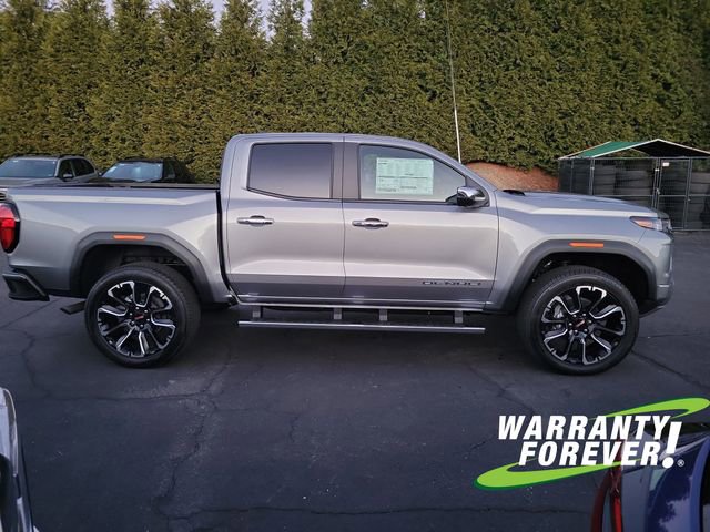 New 2026 GMC Canyon Denali image 8