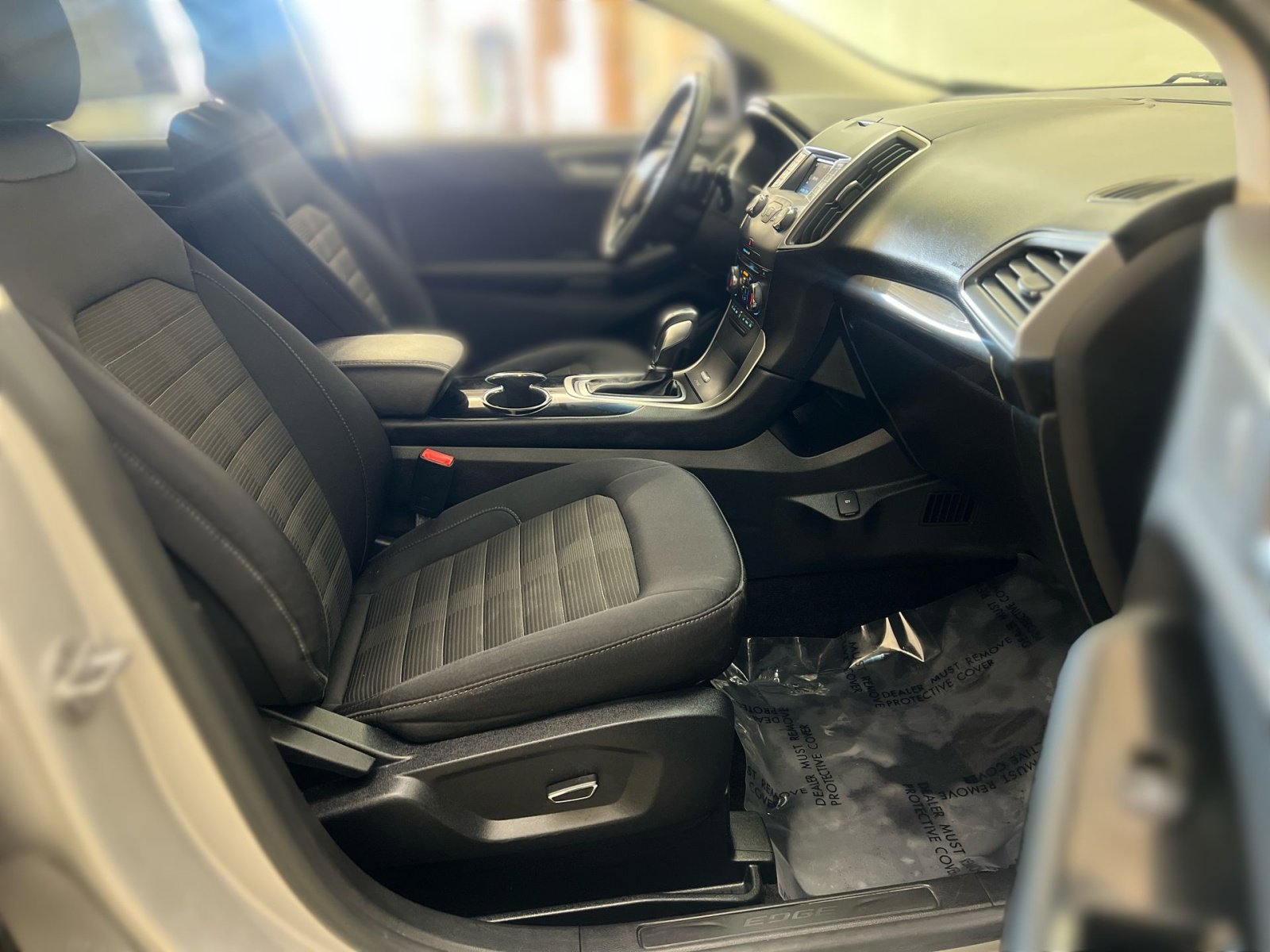 Used 2016 Ford Edge SEL image 30