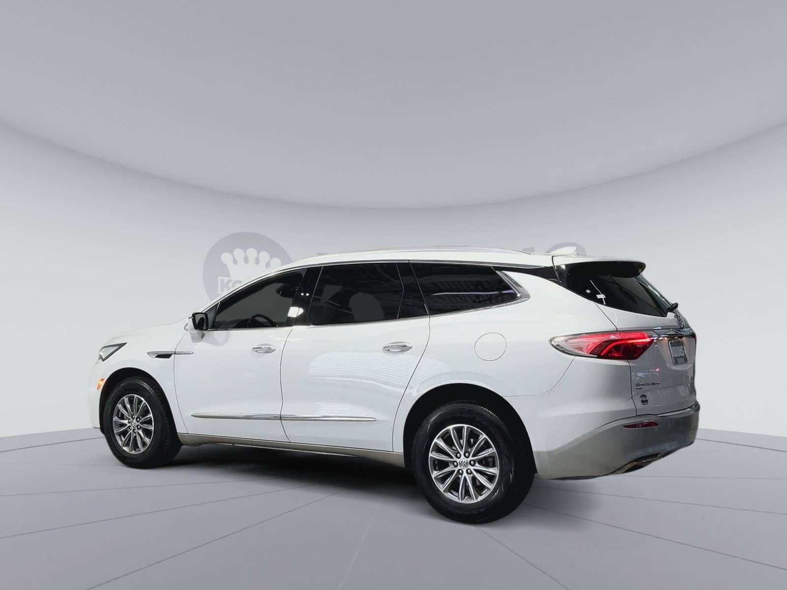 Used 2023 Buick Enclave Essence AWD/4WD image 8