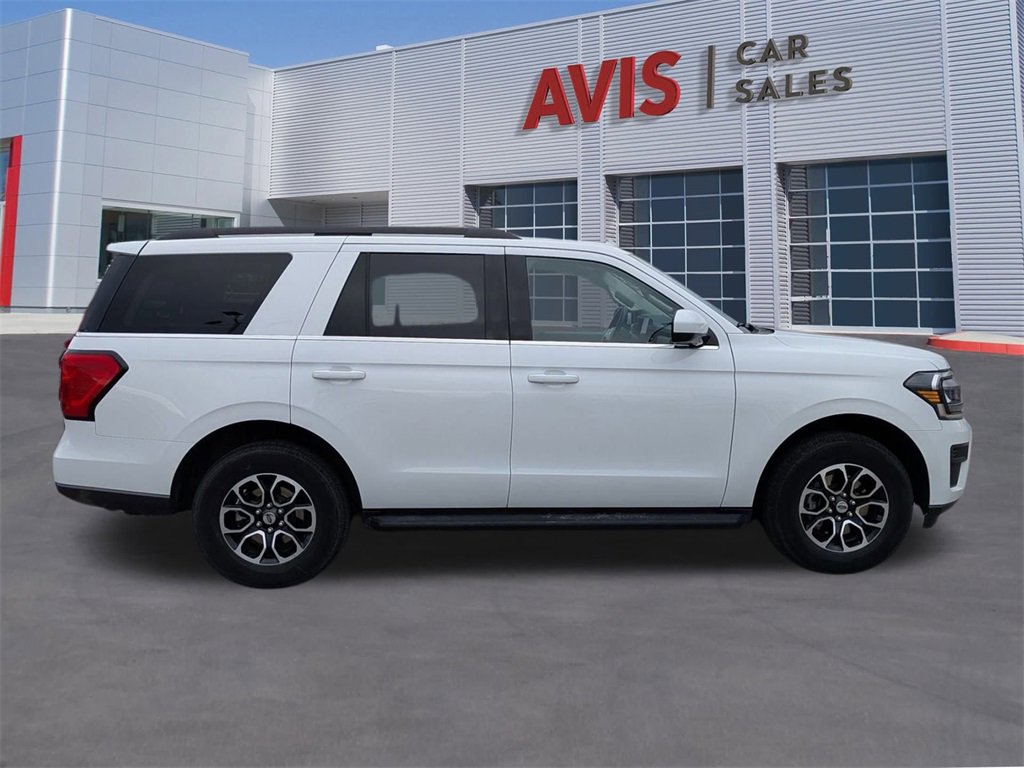 Used 2024 Ford Expedition XLT image 5