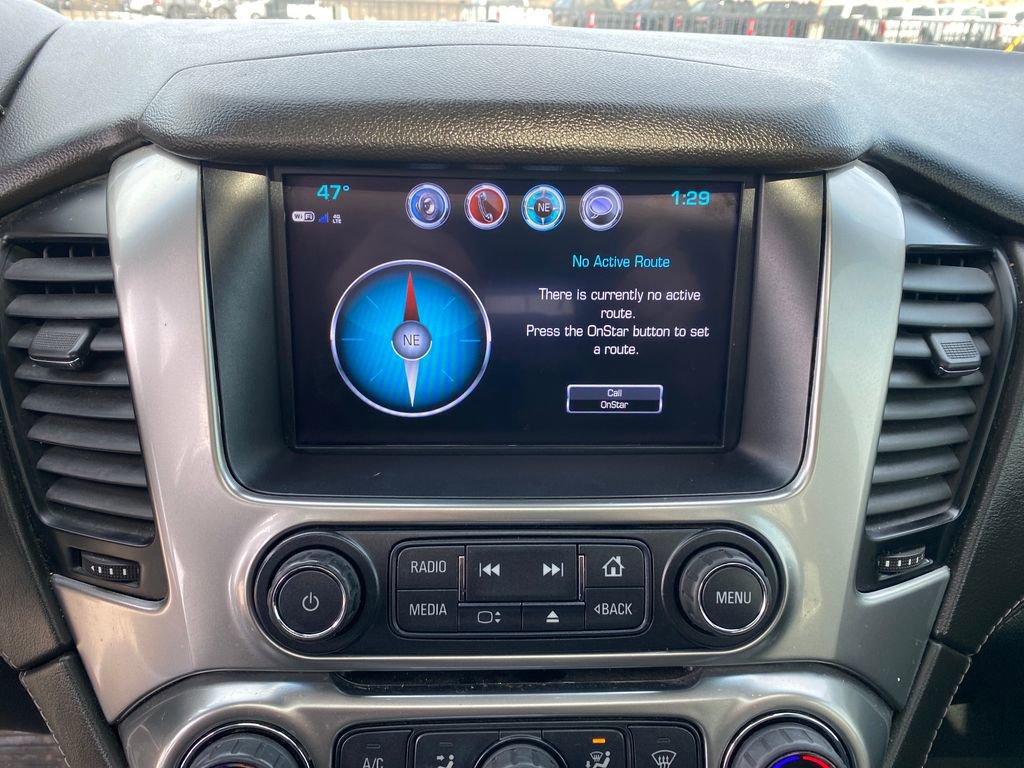 Used 2020 Chevrolet Suburban LT image 20