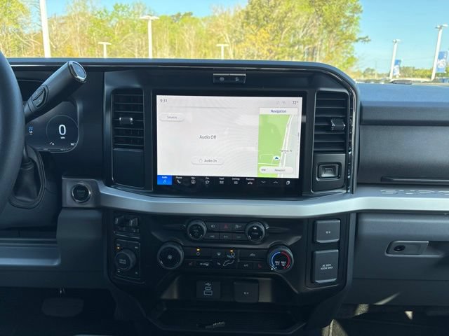 New 2026 Ford F250 XLT w/ XLT Premium Package AWD/4WD image 17