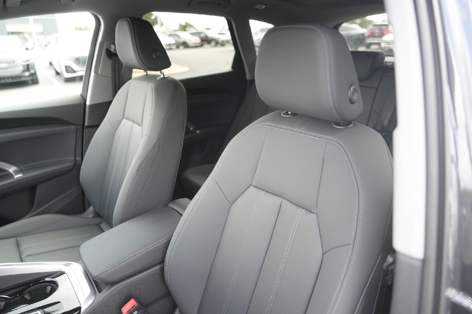 New 2025 Audi Q5 Premium image 8